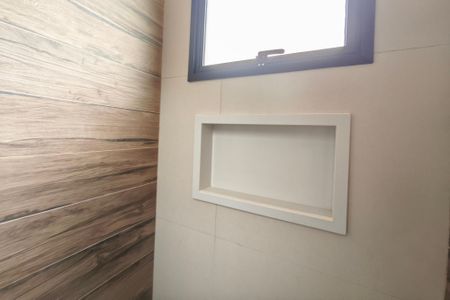 Casa de condomínio para alugar com 210m², 3 quartos e 4 vagas Casa de condomínio para alugar com 210m², 3 quartos e 4 vagasBanheiro da Suíte 3