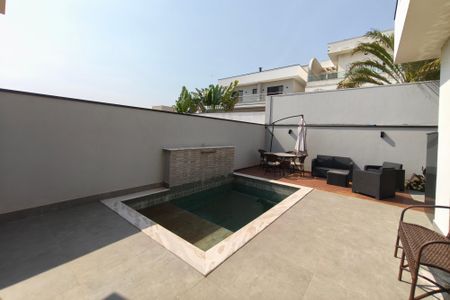 Casa de condomínio para alugar com 210m², 3 quartos e 4 vagas Casa de condomínio para alugar com 210m², 3 quartos e 4 vagas Piscina