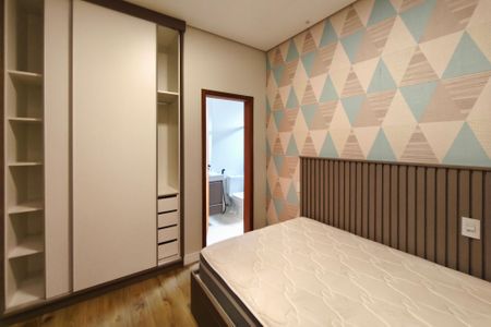 Casa de condomínio para alugar com 210m², 3 quartos e 4 vagas Casa de condomínio para alugar com 210m², 3 quartos e 4 vagasSuíte 3