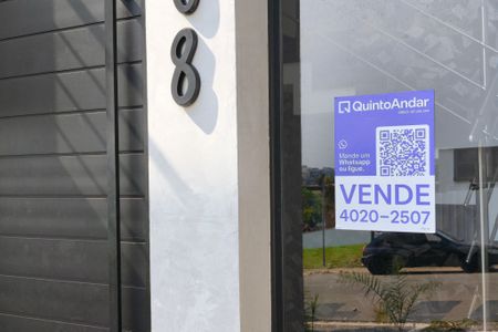 Casa de condomínio para alugar com 210m², 3 quartos e 4 vagas Casa de condomínio para alugar com 210m², 3 quartos e 4 vagasPlaca