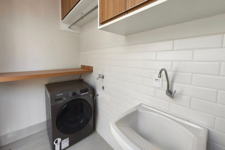 Casa de condomínio para alugar com 210m², 3 quartos e 4 vagas Casa de condomínio para alugar com 210m², 3 quartos e 4 vagasÁrea de Serviço