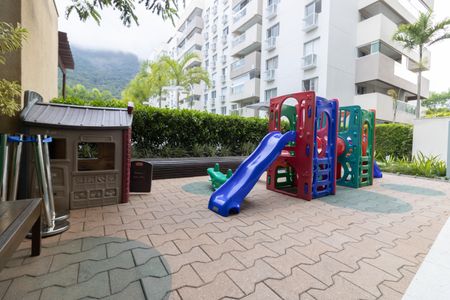 Apartamento à venda com 85m², 2 quartos e 1 vagaÁrea comum