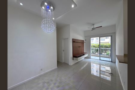 Sala de apartamento à venda com 2 quartos, 85m² em Recreio dos Bandeirantes, Rio de Janeiro