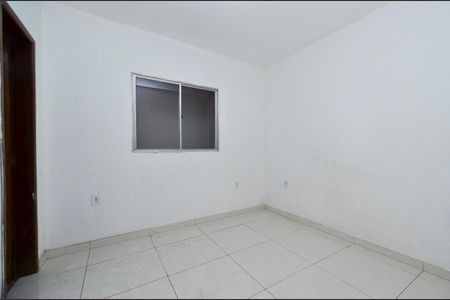 Quarto de casa à venda com 2 quartos, 80m² em Santa Cruz, Belo Horizonte