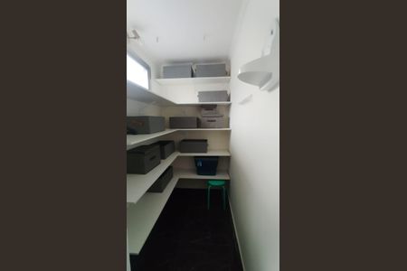 Apartamento à venda com 84m², 3 quartos e 2 vagas Apartamento à venda com 84m², 3 quartos e 2 vagasDespensa