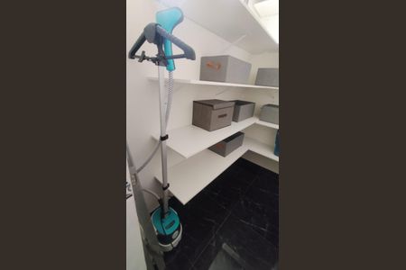 Apartamento à venda com 84m², 3 quartos e 2 vagas Apartamento à venda com 84m², 3 quartos e 2 vagasDespensa