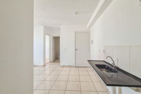 Apartamento à venda com 37m², 2 quartos e sem vaga Apartamento à venda com 37m², 2 quartos e sem vagaCozinha e Área de Serviço