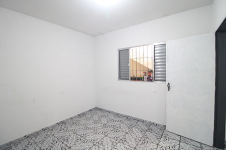Quarto de casa para alugar com 2 quartos, 60m² em Jardim Guanhembu, São Paulo