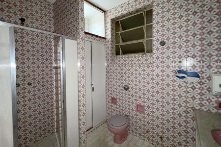 Casa para alugar com 248m², 3 quartos e 2 vagasBanheiro