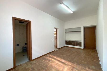 Casa para alugar com 248m², 3 quartos e 2 vagasSuite