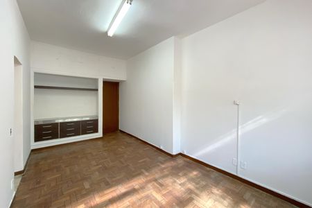 Casa para alugar com 248m², 3 quartos e 2 vagasSuite