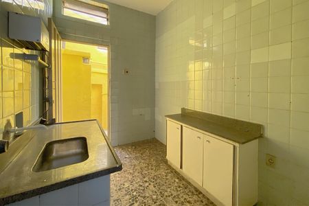 Casa para alugar com 248m², 3 quartos e 2 vagasCozinha