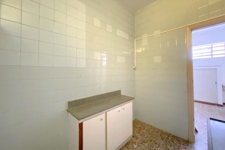 Casa para alugar com 248m², 3 quartos e 2 vagasCozinha