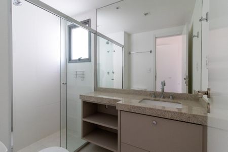 Apartamento para alugar com 155m², 3 quartos e 2 vagas Apartamento para alugar com 155m², 3 quartos e 2 vagasBanheiro da Suíte 2