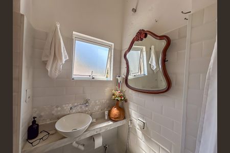 Apartamento à venda com 162m², 2 quartos e sem vaga Apartamento à venda com 162m², 2 quartos e sem vagaBanheiro de Serviço