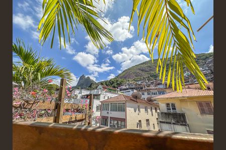 Apartamento à venda com 162m², 2 quartos e sem vaga Apartamento à venda com 162m², 2 quartos e sem vagaVaranda da Sala