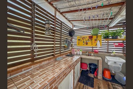 Apartamento à venda com 162m², 2 quartos e sem vaga Apartamento à venda com 162m², 2 quartos e sem vagaÁrea de Serviço