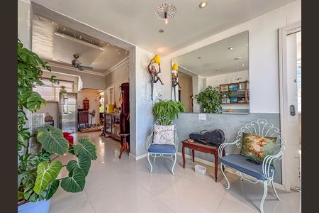 Apartamento à venda com 162m², 2 quartos e sem vaga Apartamento à venda com 162m², 2 quartos e sem vagaSala