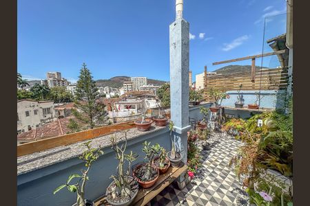 Apartamento à venda com 162m², 2 quartos e sem vaga Apartamento à venda com 162m², 2 quartos e sem vagaVaranda Sala