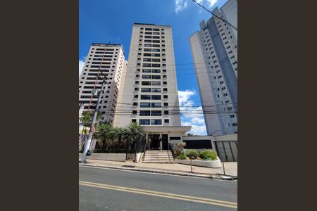 Apartamento à venda com 93m², 3 quartos e 2 vagas Apartamento à venda com 93m², 3 quartos e 2 vagasFachada e portaria