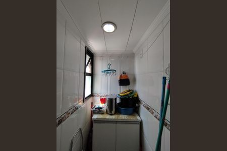 Apartamento à venda com 93m², 3 quartos e 2 vagas Apartamento à venda com 93m², 3 quartos e 2 vagasÁrea de Serviço