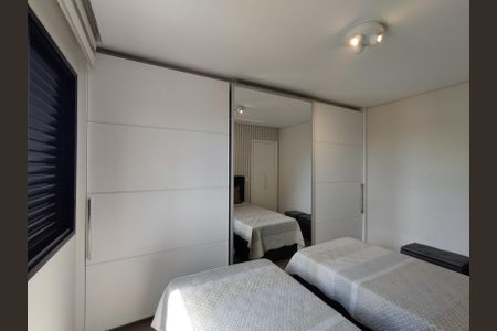 Apartamento à venda com 93m², 3 quartos e 2 vagas Apartamento à venda com 93m², 3 quartos e 2 vagasQuarto 2