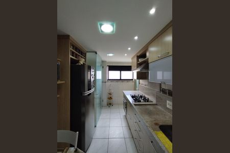 Apartamento à venda com 93m², 3 quartos e 2 vagas Apartamento à venda com 93m², 3 quartos e 2 vagasCozinha