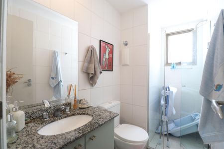 Apartamento à venda com 75m², 3 quartos e 2 vagasBanheiro Social