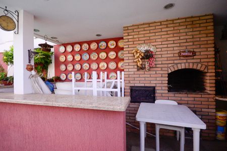 Casa à venda com 260m², 3 quartos e 2 vagas Casa à venda com 260m², 3 quartos e 2 vagasÁrea de Lazer