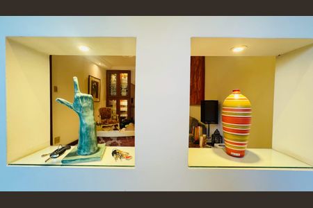 Sala de casa à venda com 4 quartos, 215m² em Campo Belo, São Paulo