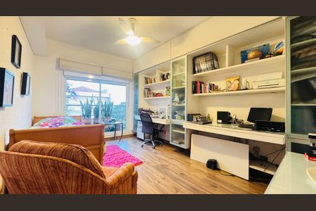 Escritório de casa à venda com 4 quartos, 215m² em Campo Belo, São Paulo