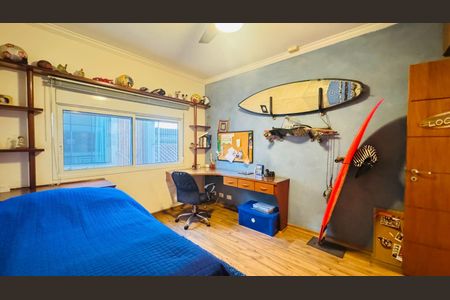 Casa à venda com 215m², 4 quartos e 3 vagas Casa à venda com 215m², 4 quartos e 3 vagasQuarto 2