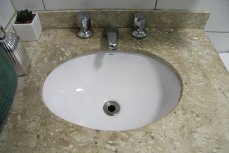 Apartamento à venda com 75m², 3 quartos e 2 vagasBanheiro Social