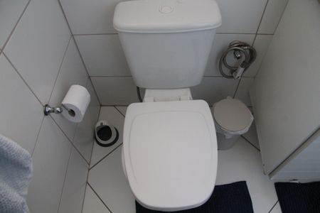 Apartamento à venda com 75m², 3 quartos e 2 vagasBanheiro da Suíte