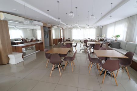 Apartamento à venda com 55m², 2 quartos e 1 vagaÁrea comum - Salão de festas