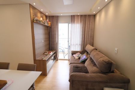 Sala de apartamento à venda com 2 quartos, 55m² em Continental, Osasco