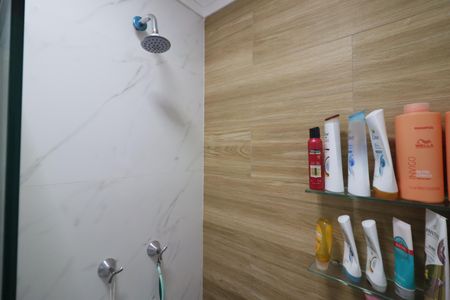 Apartamento à venda com 55m², 2 quartos e 1 vagaBanheiro da Suíte 1