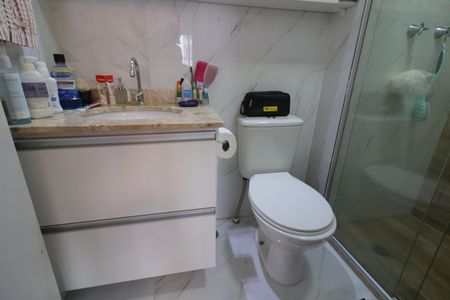 Apartamento à venda com 55m², 2 quartos e 1 vagaBanheiro da Suíte 1