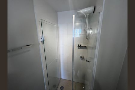 Apartamento à venda com 39m², 2 quartos e sem vaga Apartamento à venda com 39m², 2 quartos e sem vagaBanheiro Social
