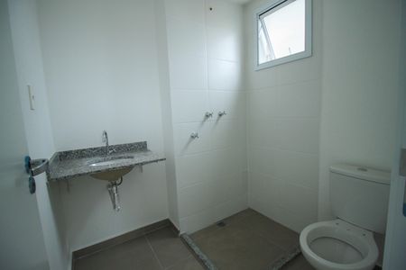 Apartamento à venda com 52m², 2 quartos e 1 vaga Apartamento à venda com 52m², 2 quartos e 1 vagaBanheiro da Suíte