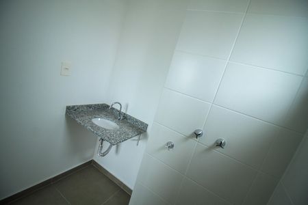 Apartamento à venda com 52m², 2 quartos e 1 vaga Apartamento à venda com 52m², 2 quartos e 1 vagaBanheiro da Suíte