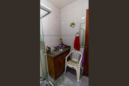 Apartamento à venda com 64m², 2 quartos e sem vaga Apartamento à venda com 64m², 2 quartos e sem vagaBanheiro Social