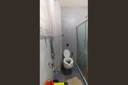 Apartamento à venda com 64m², 2 quartos e sem vaga Apartamento à venda com 64m², 2 quartos e sem vagaBanheiro Social