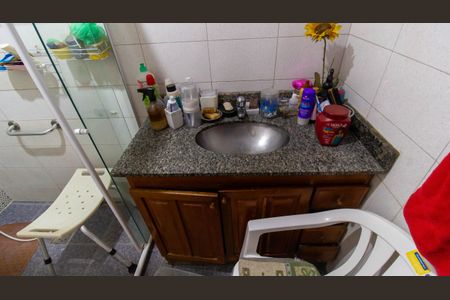 Apartamento à venda com 64m², 2 quartos e sem vaga Apartamento à venda com 64m², 2 quartos e sem vagaBanheiro Social