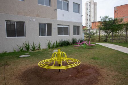 Apartamento à venda com 37m², 2 quartos e sem vaga Apartamento à venda com 37m², 2 quartos e sem vagaÁrea comum - Playground