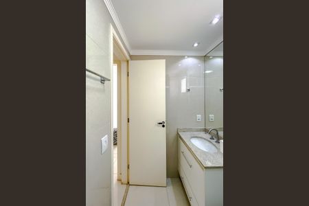 Apartamento à venda com 82m², 2 quartos e 2 vagasBanheiro