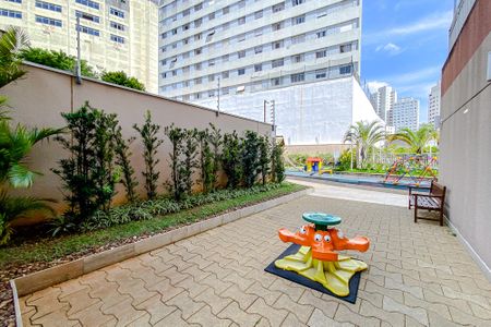 Apartamento à venda com 82m², 2 quartos e 2 vagasÁrea comum - Playground