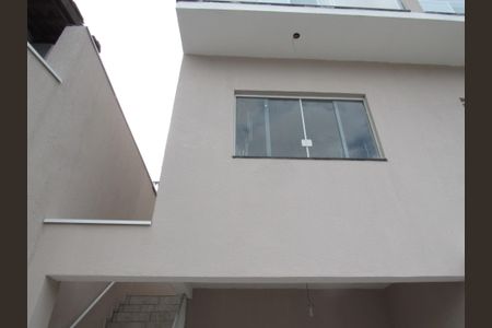 Casa à venda com 150m², 3 quartos e 2 vagasÁrea externa