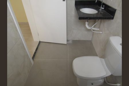 Casa à venda com 150m², 3 quartos e 2 vagasBanheiro da Suíte 3