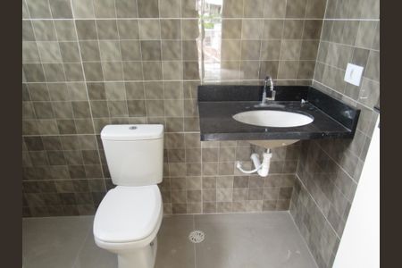 Casa à venda com 150m², 3 quartos e 2 vagasBanheiro da Suíte 1